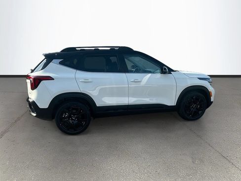 Certified 2024 Kia Seltos X-Line AWD/4WD image 8