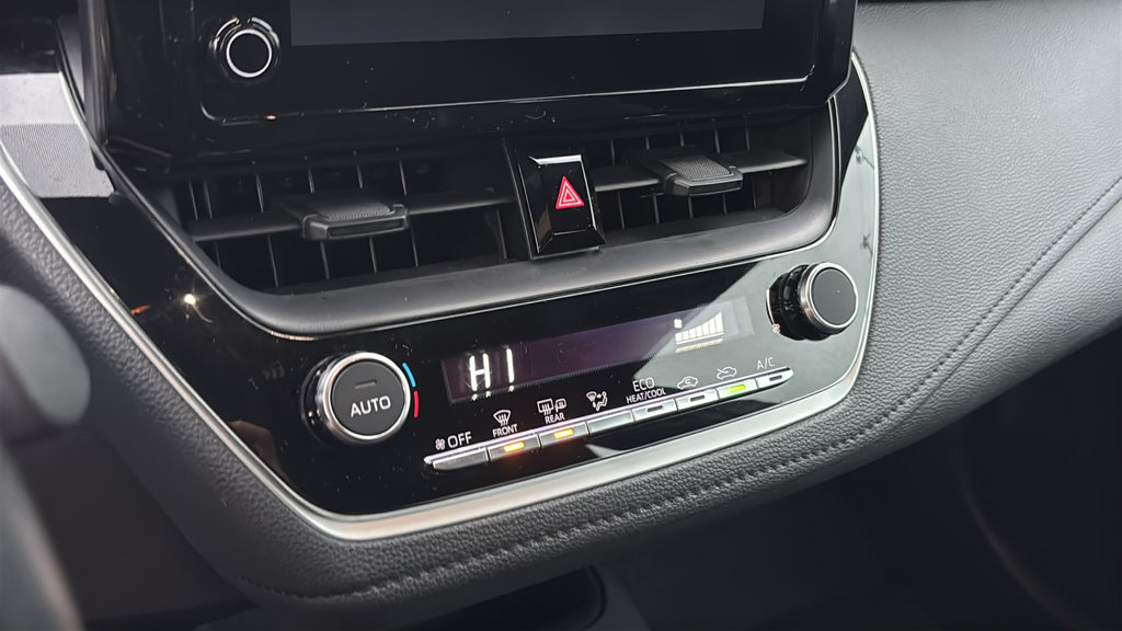 Used 2025 Toyota Corolla SE FWD image 22