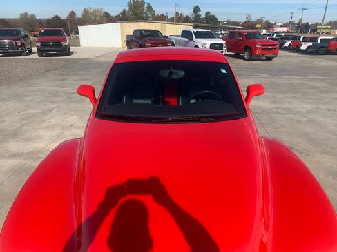 Used 2005 Chevrolet SSR w/ Preferred Equipment Group image 8