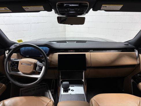 Used 2025 Land Rover Range Rover Long Wheelbase SE AWD/4WD image 37