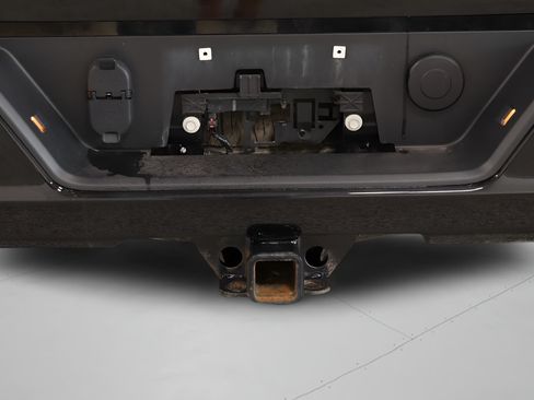 Used 2024 GMC Sierra 1500 Elevation w/ LPO, Elevation Black Package AWD/4WD image 39