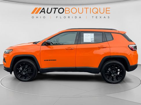 Used 2026 Jeep Compass Latitude AWD/4WD image 2