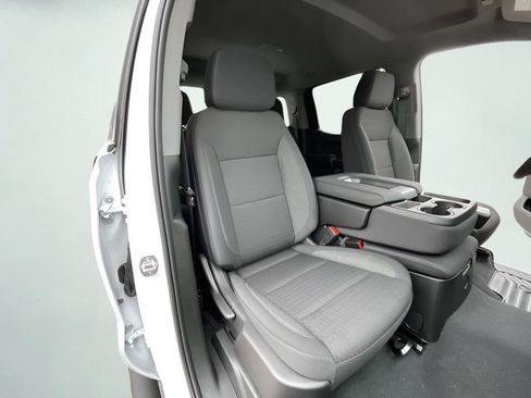 New 2026 Chevrolet Silverado 1500 Custom Trail Boss w/ LPO, Dark Essentials Package AWD/4WD image 23