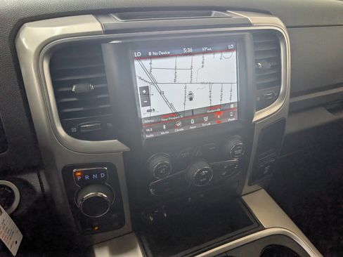 Used 2019 RAM 1500 Classic SLT w/ SLT Plus D←cor Group AWD/4WD image 10