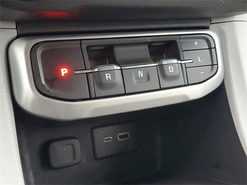 Certified 2023 GMC Acadia SLE w/ Driver Convenience Package image 31