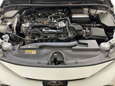 Used 2025 Toyota Corolla LE image 29