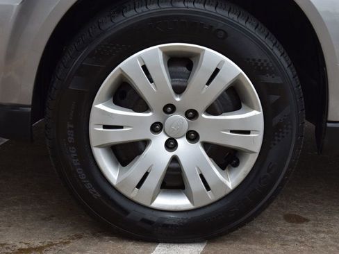 Used 2008 Subaru Outback 2.5i AWD/4WD image 11