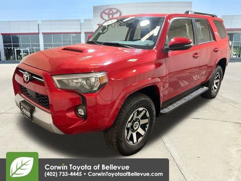 Used 2024 Toyota 4Runner TRD Off-Road Premium image 4
