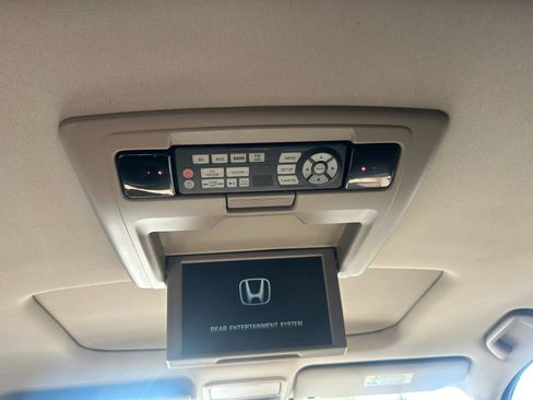Used 2016 Honda Pilot Elite image 20