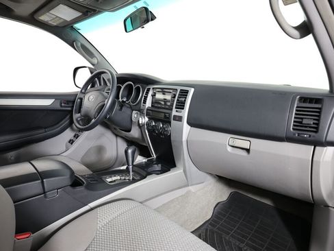 Used 2008 Toyota 4Runner SR5 AWD/4WD image 24