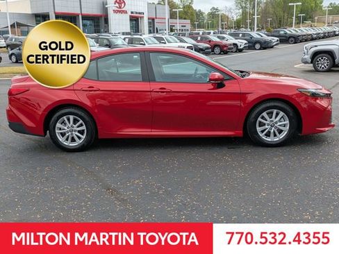 Certified 2025 Toyota Camry LE image 3