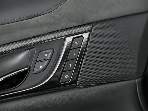 Used 2019 Cadillac CTS V image 19