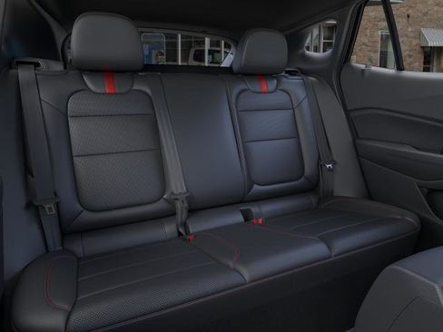 New 2026 Chevrolet Trax RS w/ Sunroof Package FWD image 17