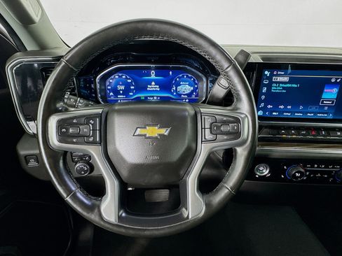 Used 2023 Chevrolet Silverado 1500 LT AWD/4WD image 11