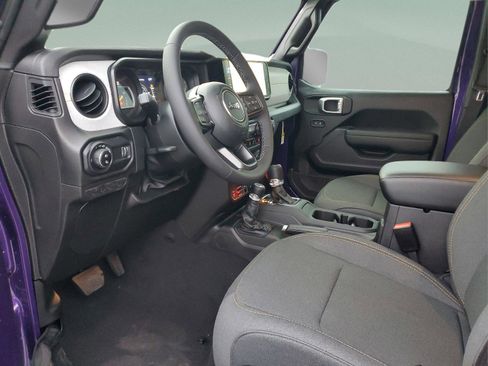 New 2026 Jeep Gladiator Willys AWD/4WD image 19