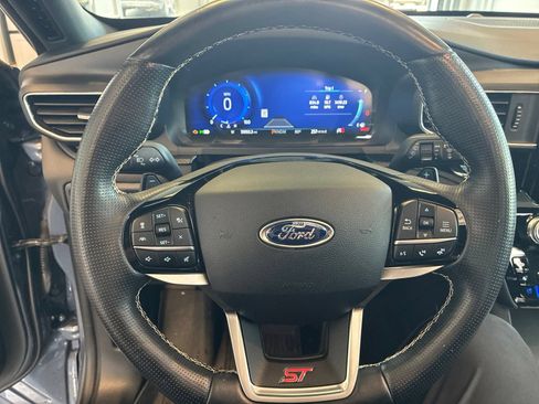 Used 2021 Ford Explorer ST w/ Equipment Group 401A AWD/4WD image 18
