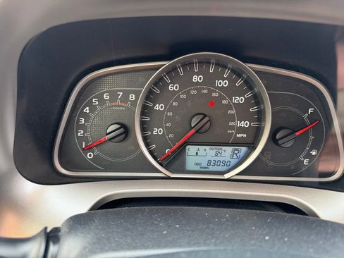 Used 2015 Toyota RAV4 LE FWD image 30