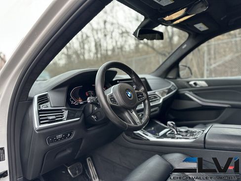 Used 2020 BMW X7 xDrive40i w/ M Sport Package AWD/4WD image 13