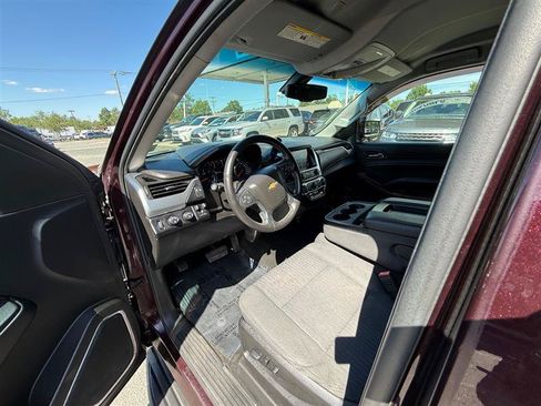Used 2017 Chevrolet Suburban LS w/ Max Trailering Package AWD/4WD image 19