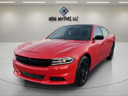 Used 2017 Dodge Charger SE w/ Popular Equipment Group image 1