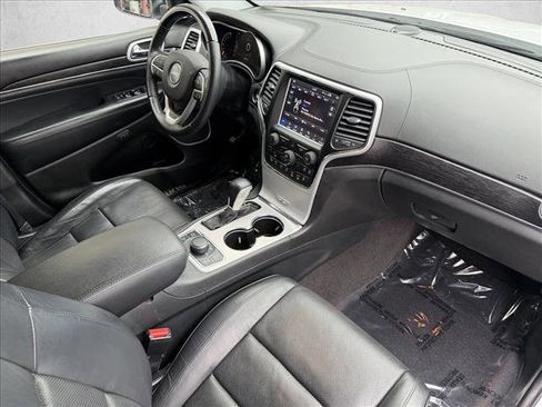 Used 2018 Jeep Grand Cherokee Summit image 26