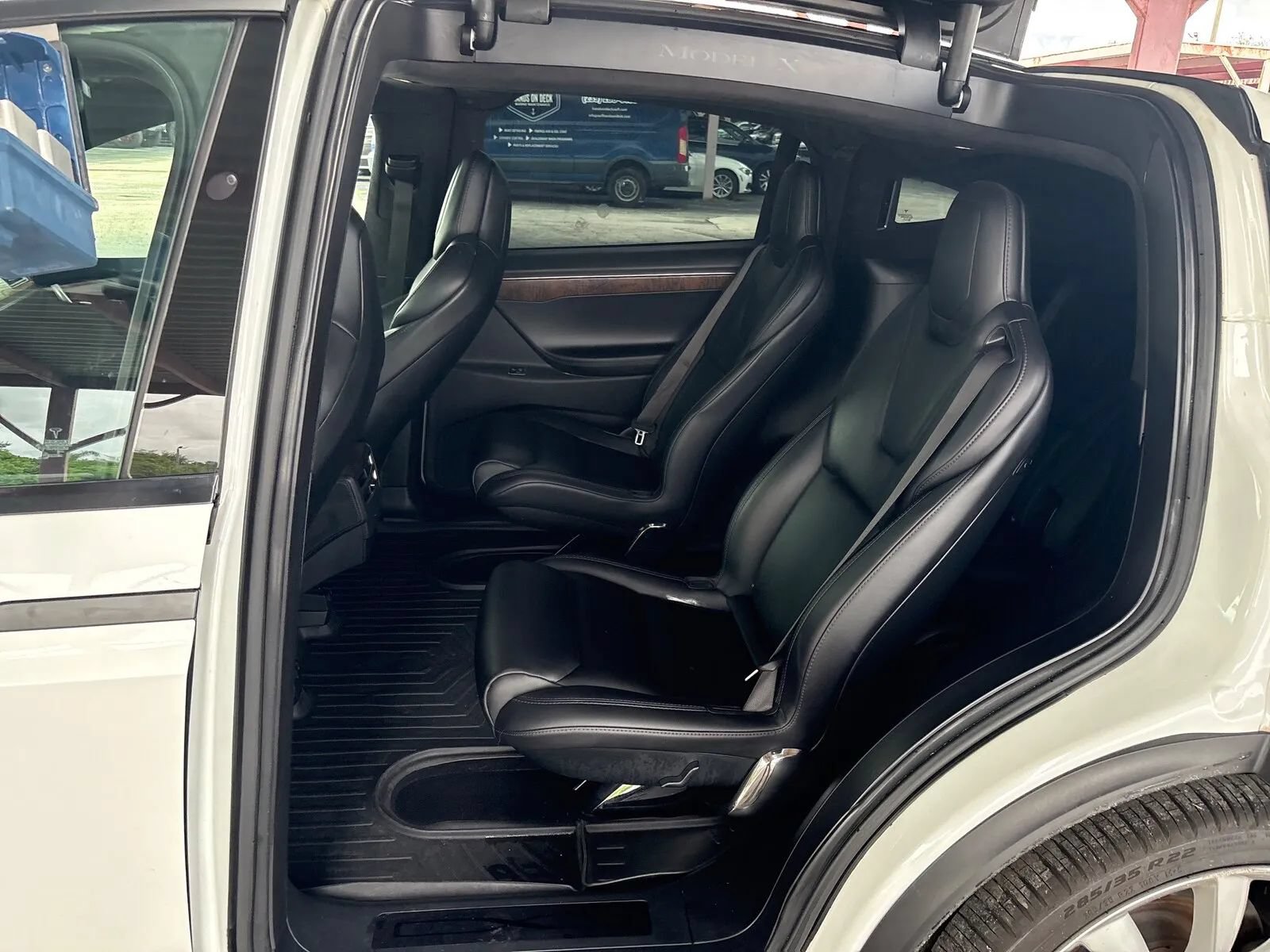 Used 2018 Tesla Model X 75D AWD/4WD image 13
