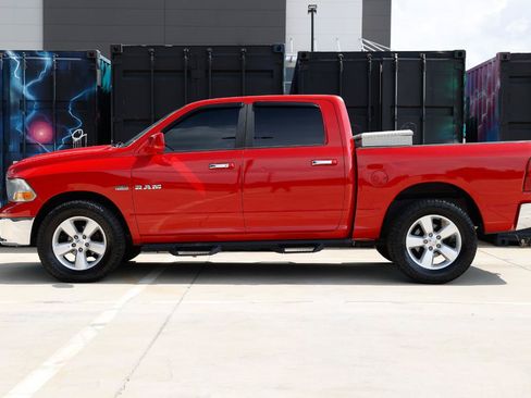 Used 2010 Dodge Ram 1500 Truck SLT w/ Remote Start & Security Group AWD/4WD image 3