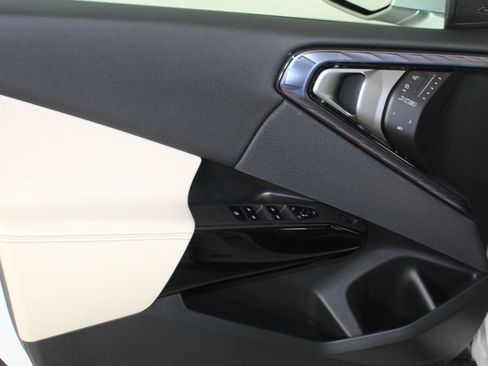 Used 2026 BMW X3 xDrive30 w/ Premium Package image 11