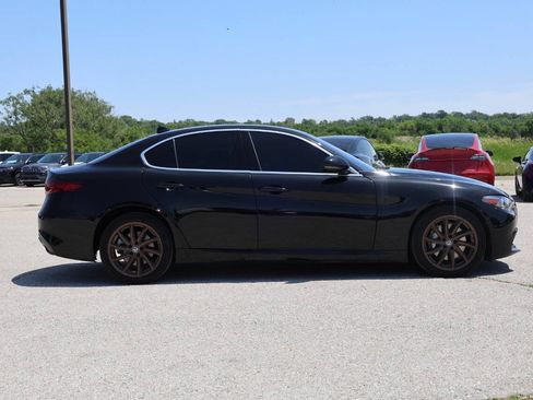 Used 2020 Alfa Romeo Giulia AWD w/ Cold Weather Package image 7