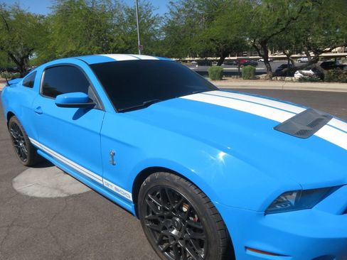 Used 2014 Ford Mustang Shelby GT500 w/ Equipment Group 821A RWD image 9