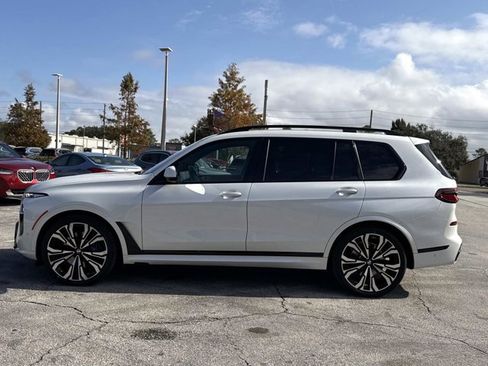 Certified 2024 BMW X7 xDrive40i w/ Executive Package image 6