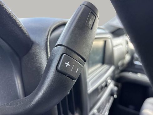 Used 2018 Chevrolet Silverado 1500 W/T RWD image 19