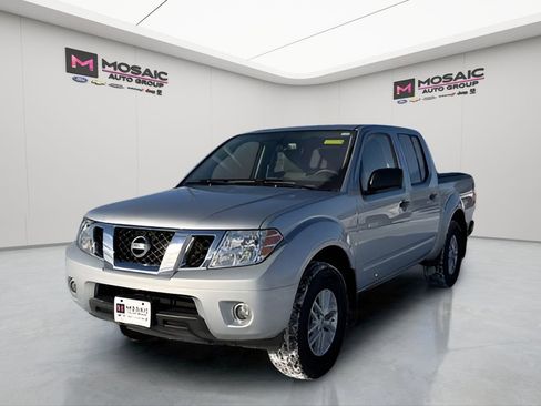Used 2019 Nissan Frontier SV w/ Value Truck Package image 3