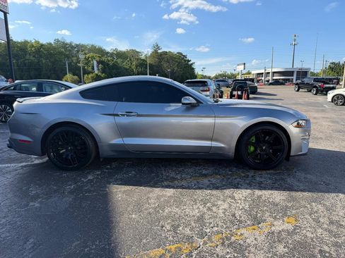 Used 2020 Ford Mustang GT Premium w/ Black Accent Package RWD image 8