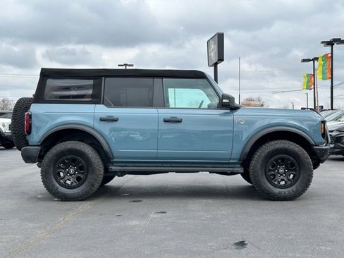 Used 2022 Ford Bronco Wildtrak image 9