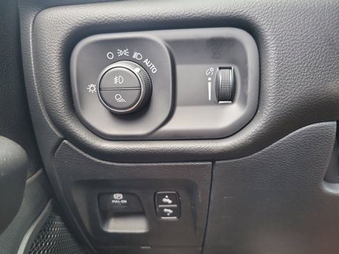 New 2026 RAM 1500 Big Horn RWD image 21