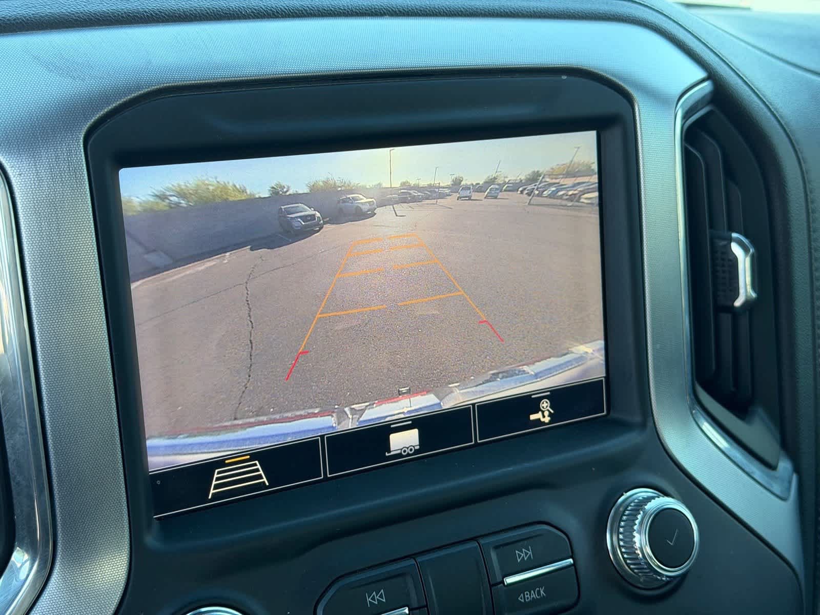 Used 2020 GMC Sierra 1500 SLT w/ SLT Premium Plus Package RWD image 16