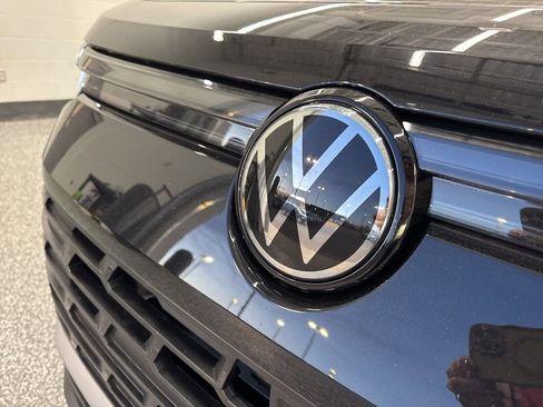 New 2026 Volkswagen Tiguan SE AWD/4WD image 30
