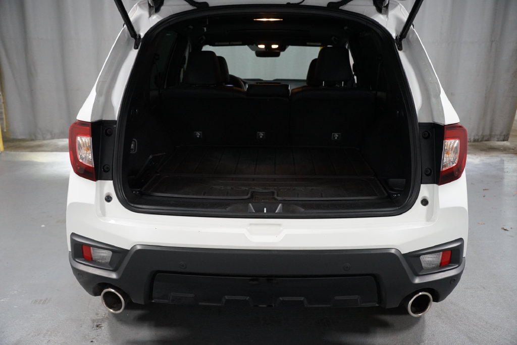 Used 2024 Honda Passport Black Edition image 35