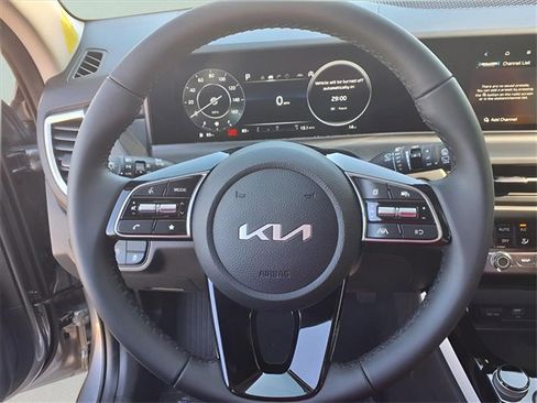 New 2026 Kia Seltos EX image 16