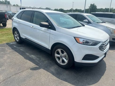 Used 2020 Ford Edge SE FWD image 1