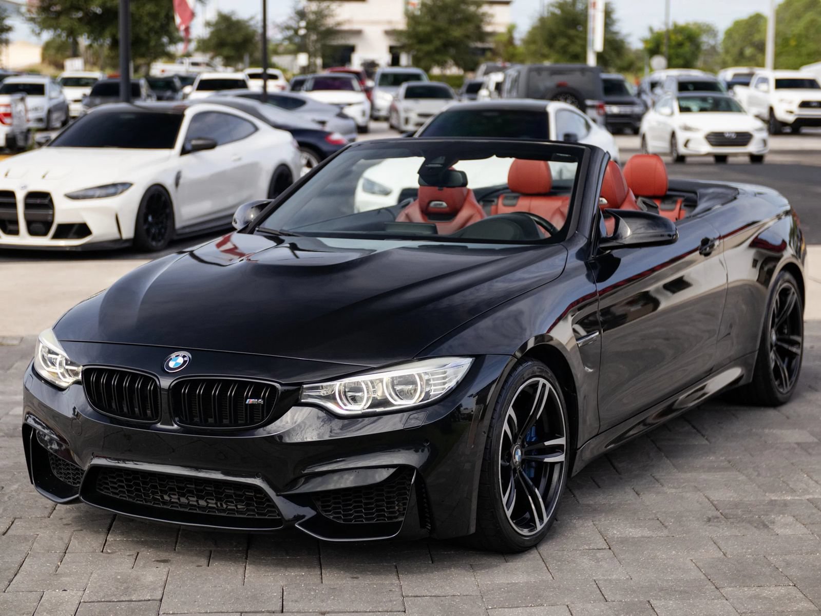 Used 2016 BMW M4 Convertible RWD image 7