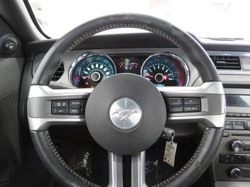 Used 2014 Ford Mustang V6 2dr Fastback image 13