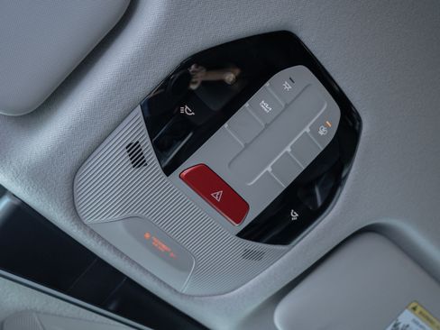 New 2026 Kia K4 LXS image 32