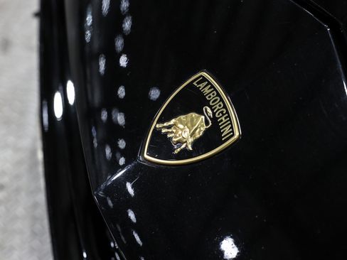 Used 2023 Lamborghini Urus S image 25