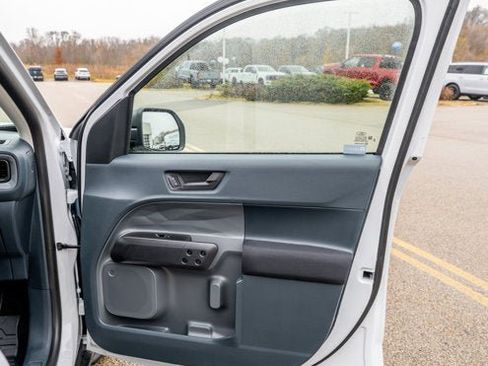 New 2025 Ford Maverick XL w/ Equipment Group 101A image 21