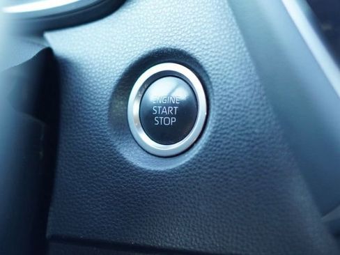 Used 2022 Toyota Corolla SE image 20