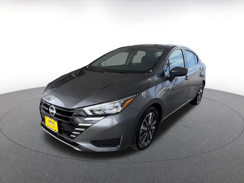 Used 2025 Nissan Versa SV FWD image 7