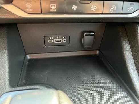 Used 2020 Nissan Sentra SV FWD image 34
