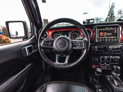 Used 2020 Jeep Gladiator Rubicon image 28